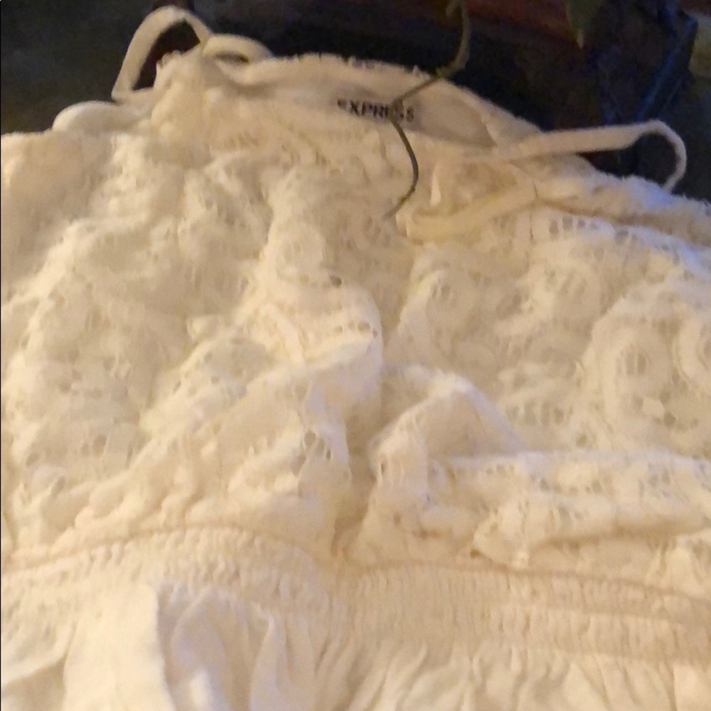 Cream colored Express beautiful lace tank top